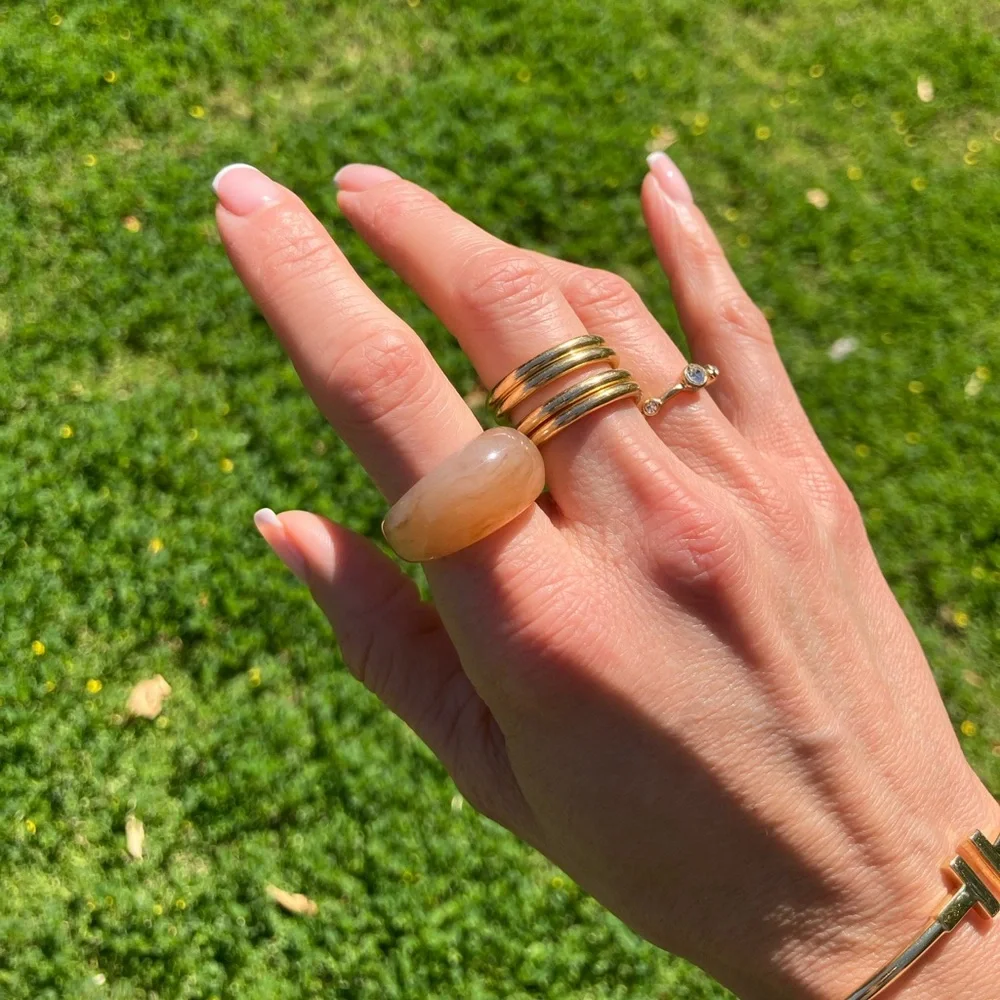 **SOLD** Ring Set - Picture 4 of 11